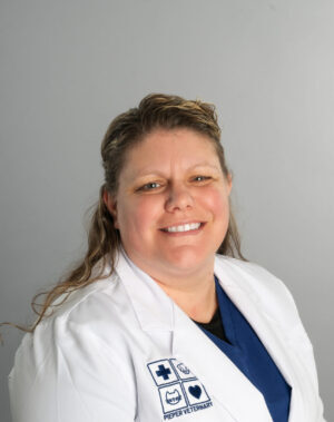 Lauren DelTosta, DVM