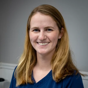 DR. Lindsay Tretter